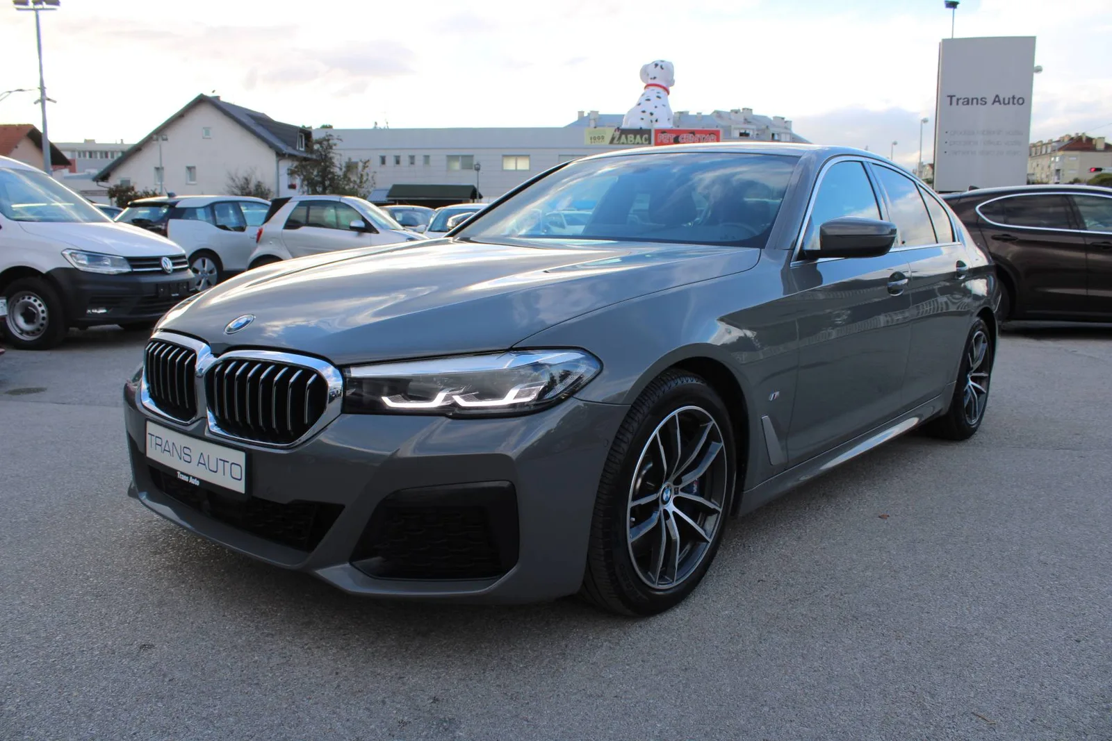 BMW Serija 5 2021: fotografija 1