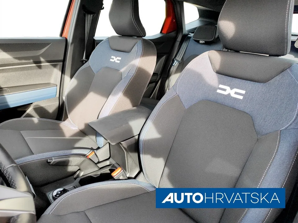 Dacia Duster 2026: fotografija 13