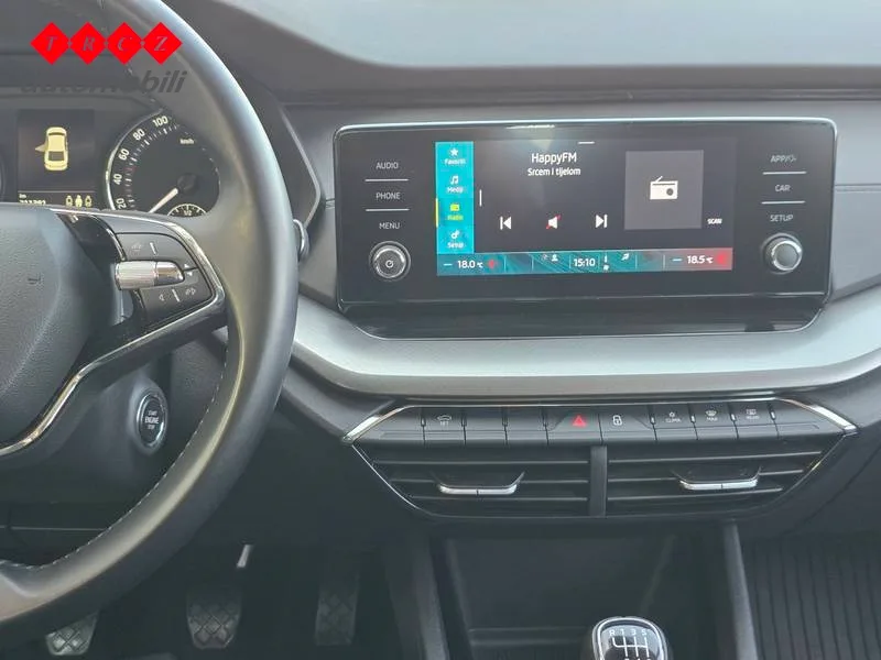 Škoda Octavia 2021: fotografija 11