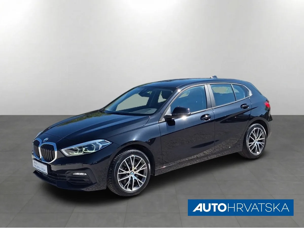 BMW Serija 1 2022 – fotografija 1