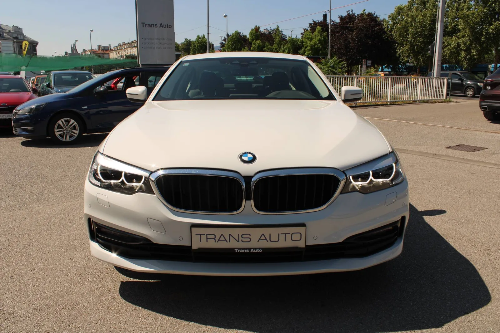 BMW Serija 5 2020: fotografija 2