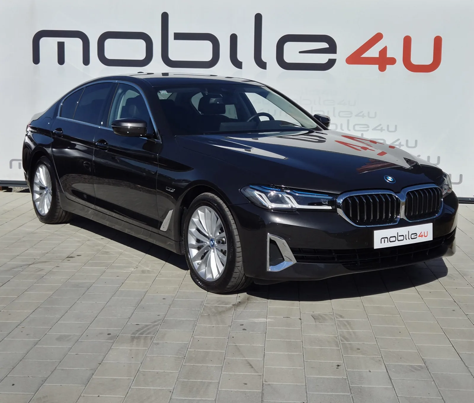 BMW Serija 5 2022 – fotografija 2