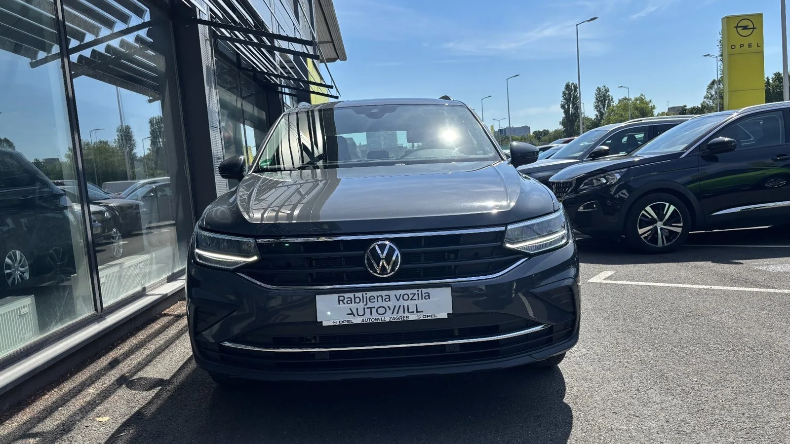Volkswagen Tiguan 2023 – fotografija 2