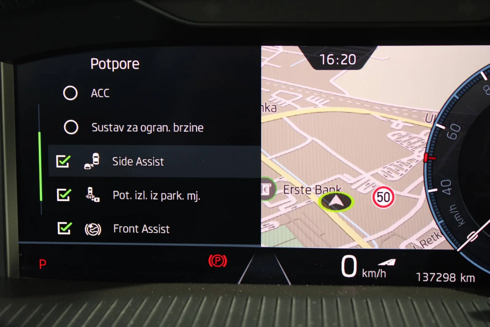 Škoda Octavia 2022: fotografija 24