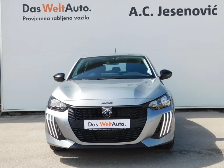 Peugeot 208 2024: fotografija 2