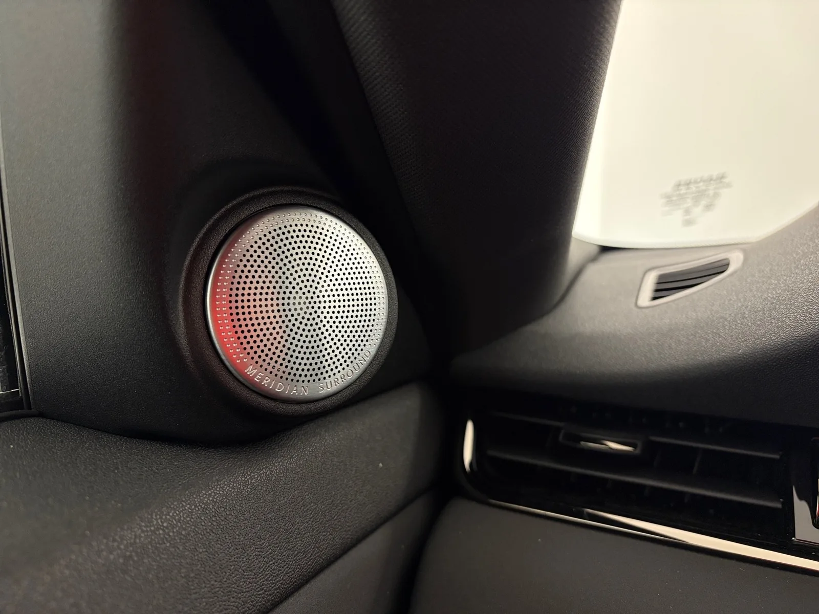 Land Rover Range Rover Evoque 2025 – fotografija 28