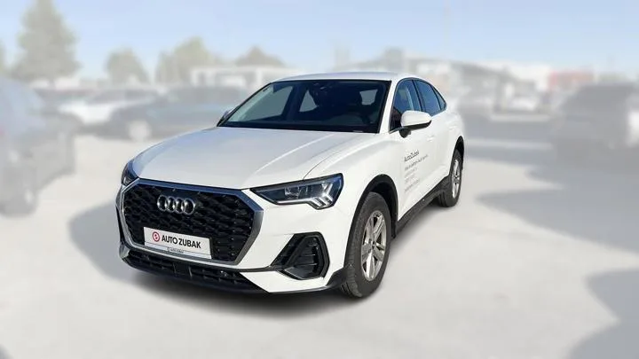 Audi Q3 2024: fotografija 1