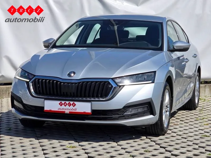 Škoda Octavia 2021: fotografija 2