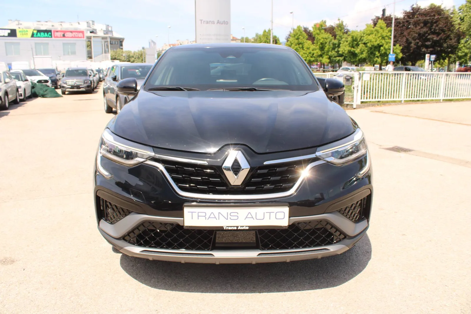 Renault Megane Conquest 2022 – fotografija 2