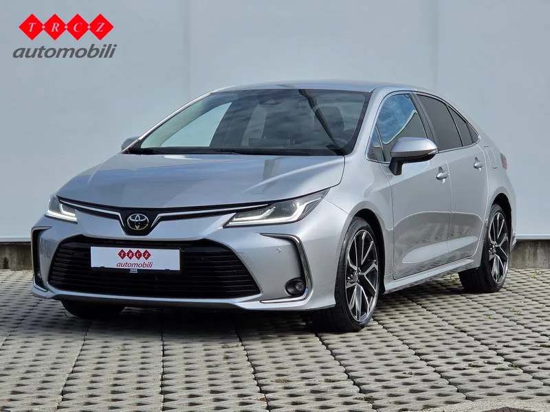 Toyota Corolla 2022 – fotografija 1
