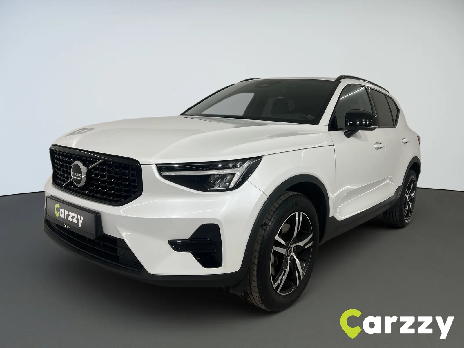 Volvo Xc40 2024 – fotografija 1