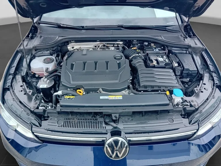 Volkswagen Golf 2024: fotografija 15