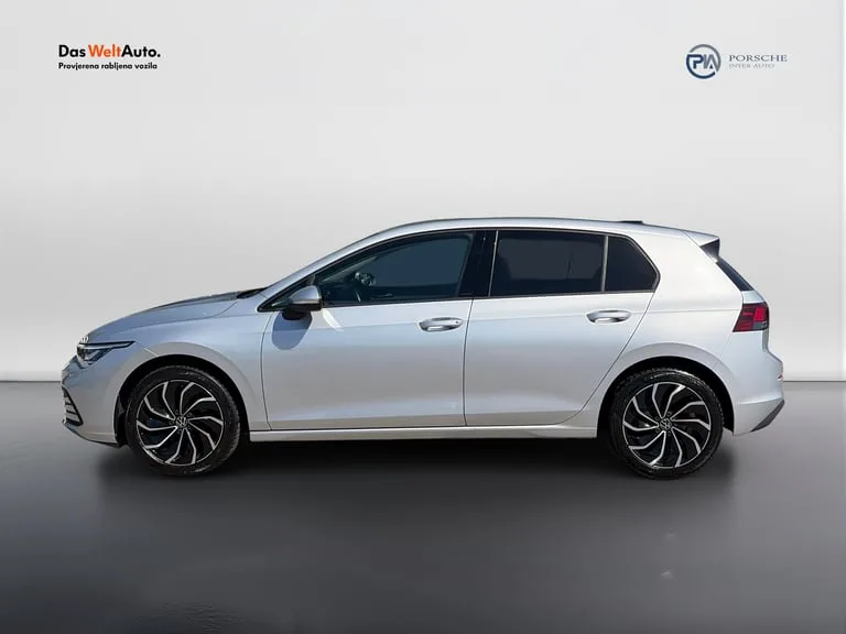 Volkswagen Golf VIII 2023: fotografija 2
