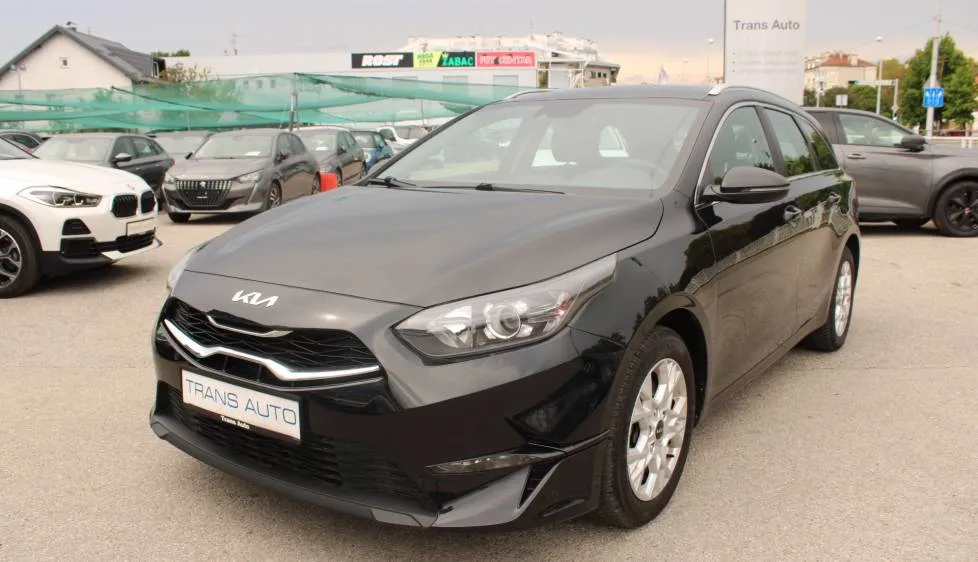 Kia Cee'd Sportswagon 2022 – fotografija 1