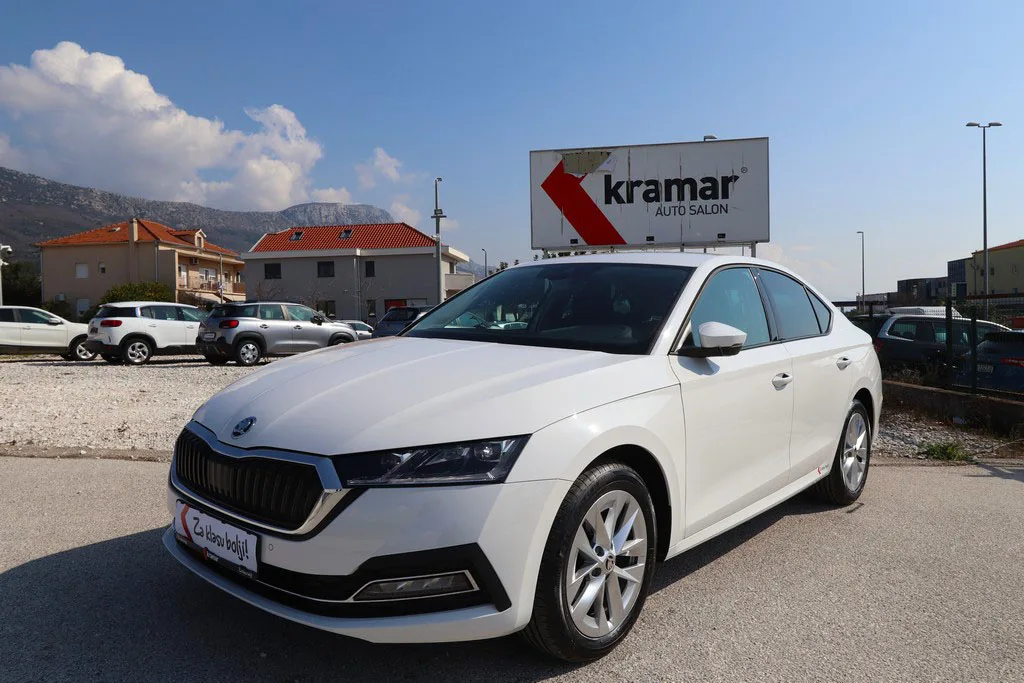 Škoda Octavia 2024 – fotografija 1