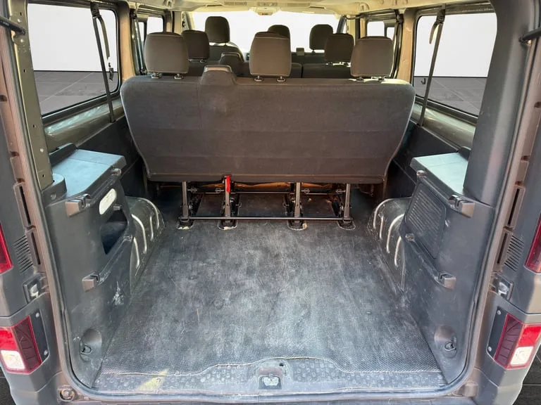 Renault Trafic 2019: fotografija 16