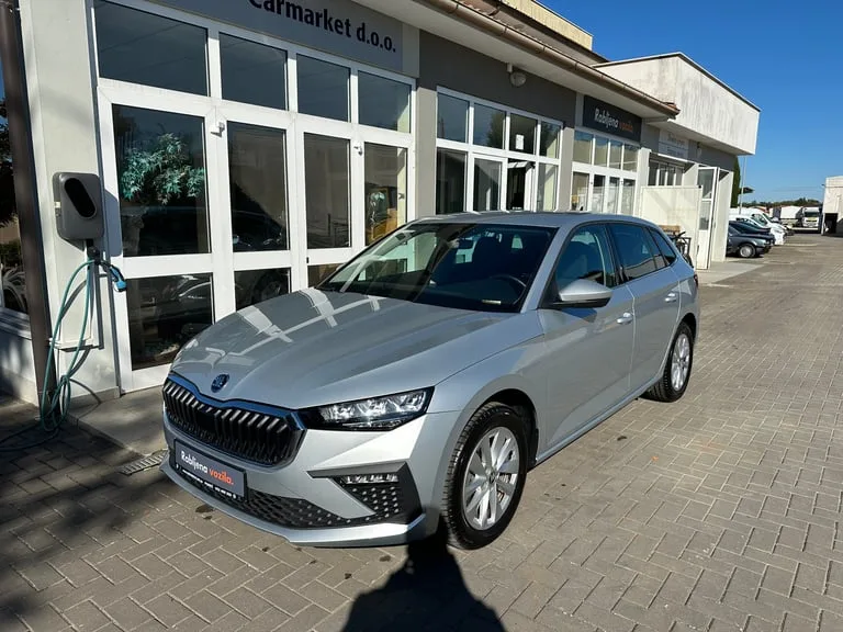 Škoda Scala 2025: fotografija 1