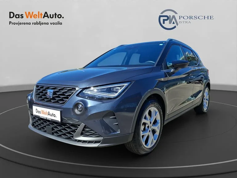 Seat Arona 2024: fotografija 1