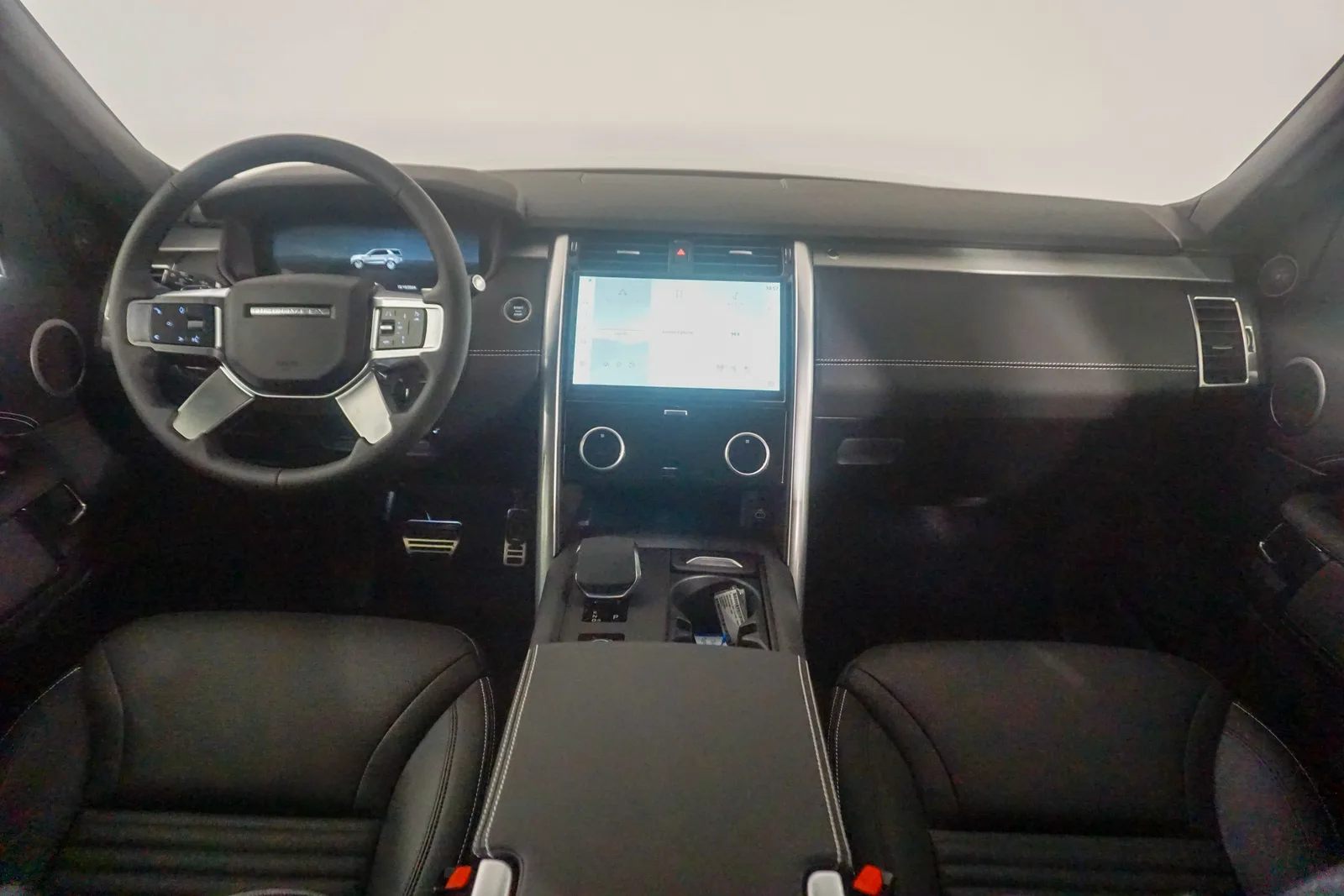 Land Rover Discovery 2024 – fotografija 12