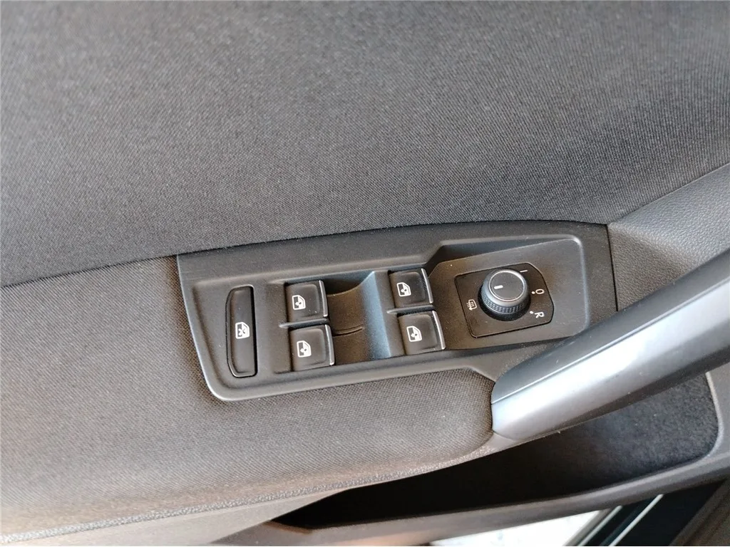 Volkswagen Tiguan 2022 – fotografija 19