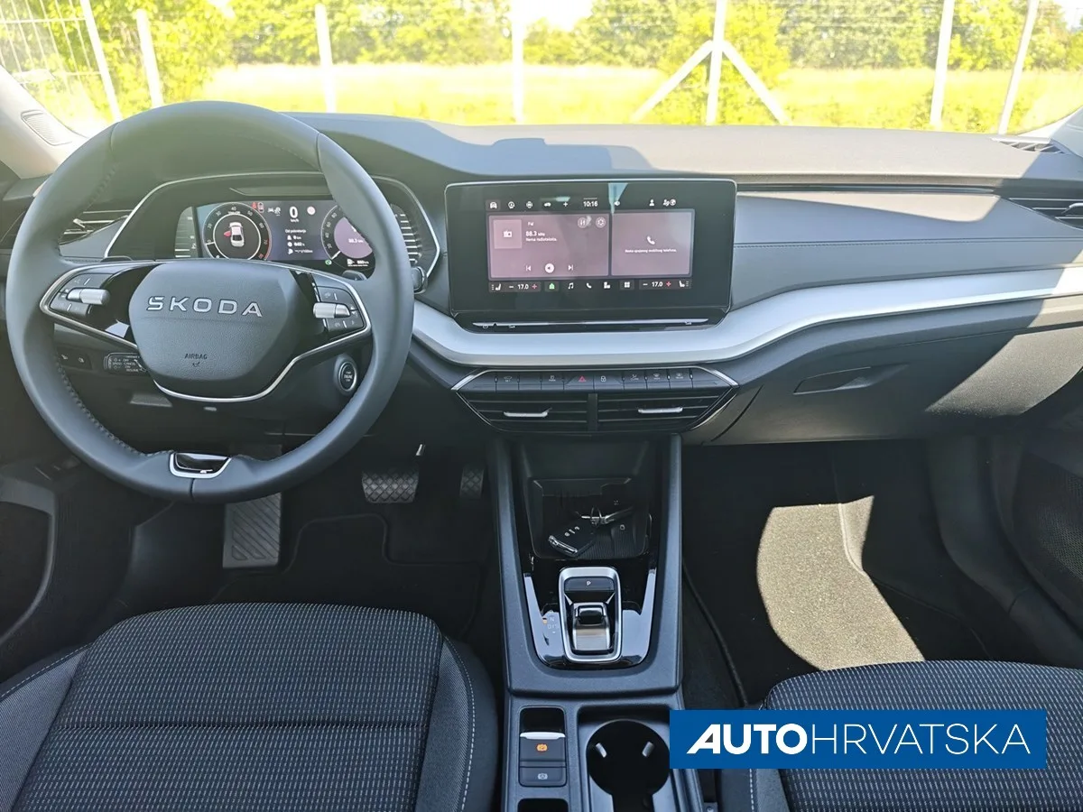 Škoda Octavia 2026 – fotografija 9