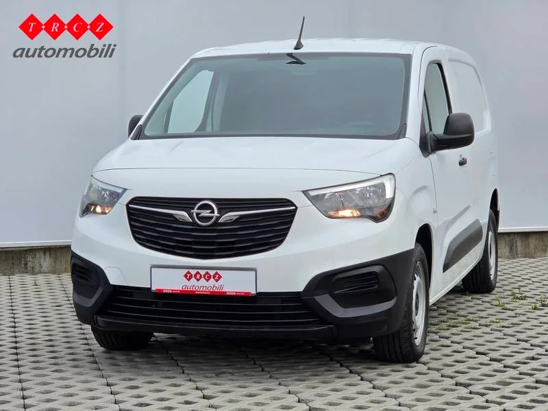 Opel Combo 2020: fotografija 2