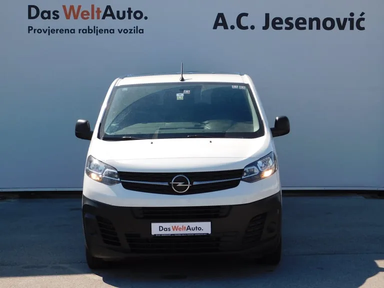 Opel Vivaro 2021: fotografija 2
