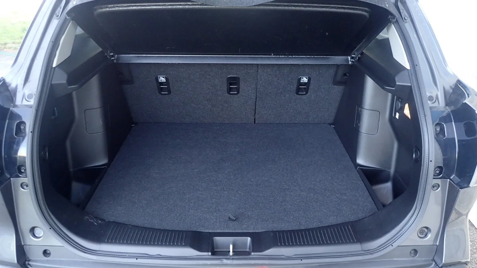 Suzuki SX4 2023: fotografija 22
