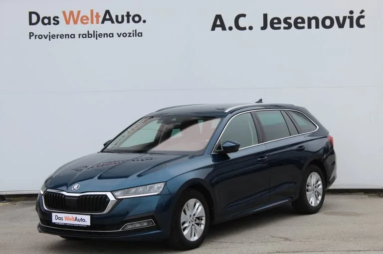 Škoda Octavia Combi 2021: fotografija 1