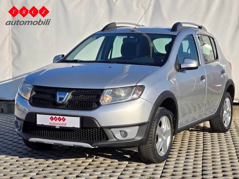 Dacia Sandero 2015 – fotografija 1
