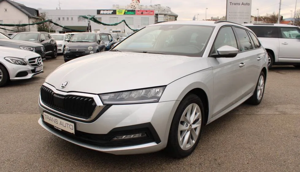Škoda Octavia 2023 – fotografija 1