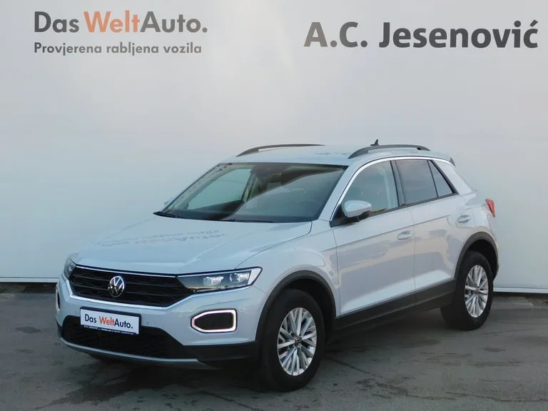 Volkswagen T-Roc 2022: fotografija 1