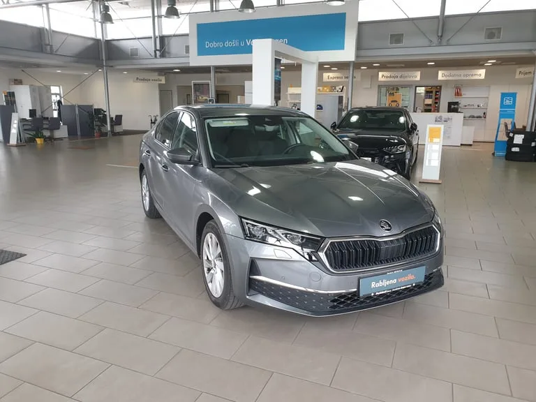 Škoda Octavia 2025: fotografija 2