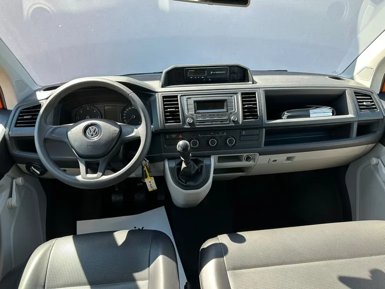 Volkswagen Transporter 2019: fotografija 12