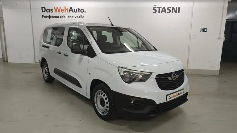 Opel Combo 2023: fotografija 2