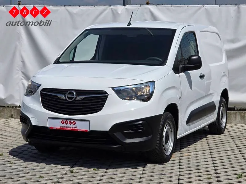 Opel Combo 2021: fotografija 1
