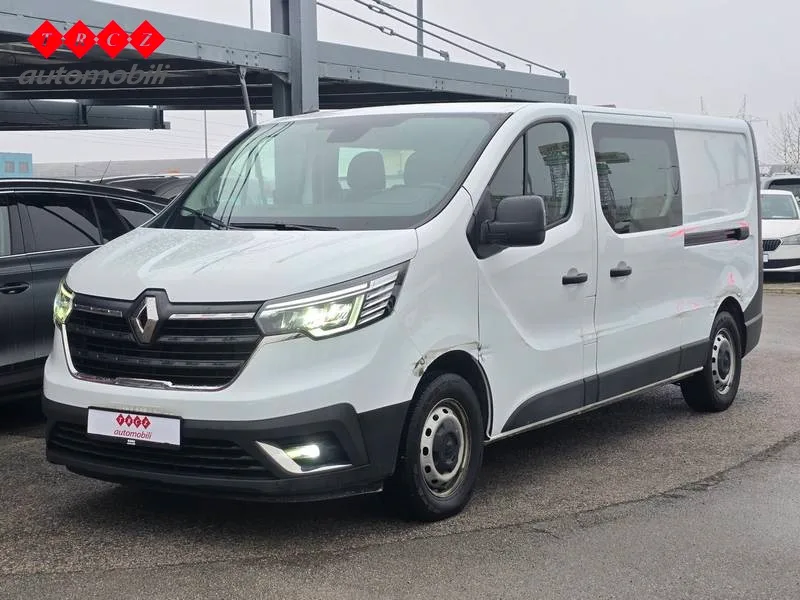 Renault Trafic 2024: fotografija 1