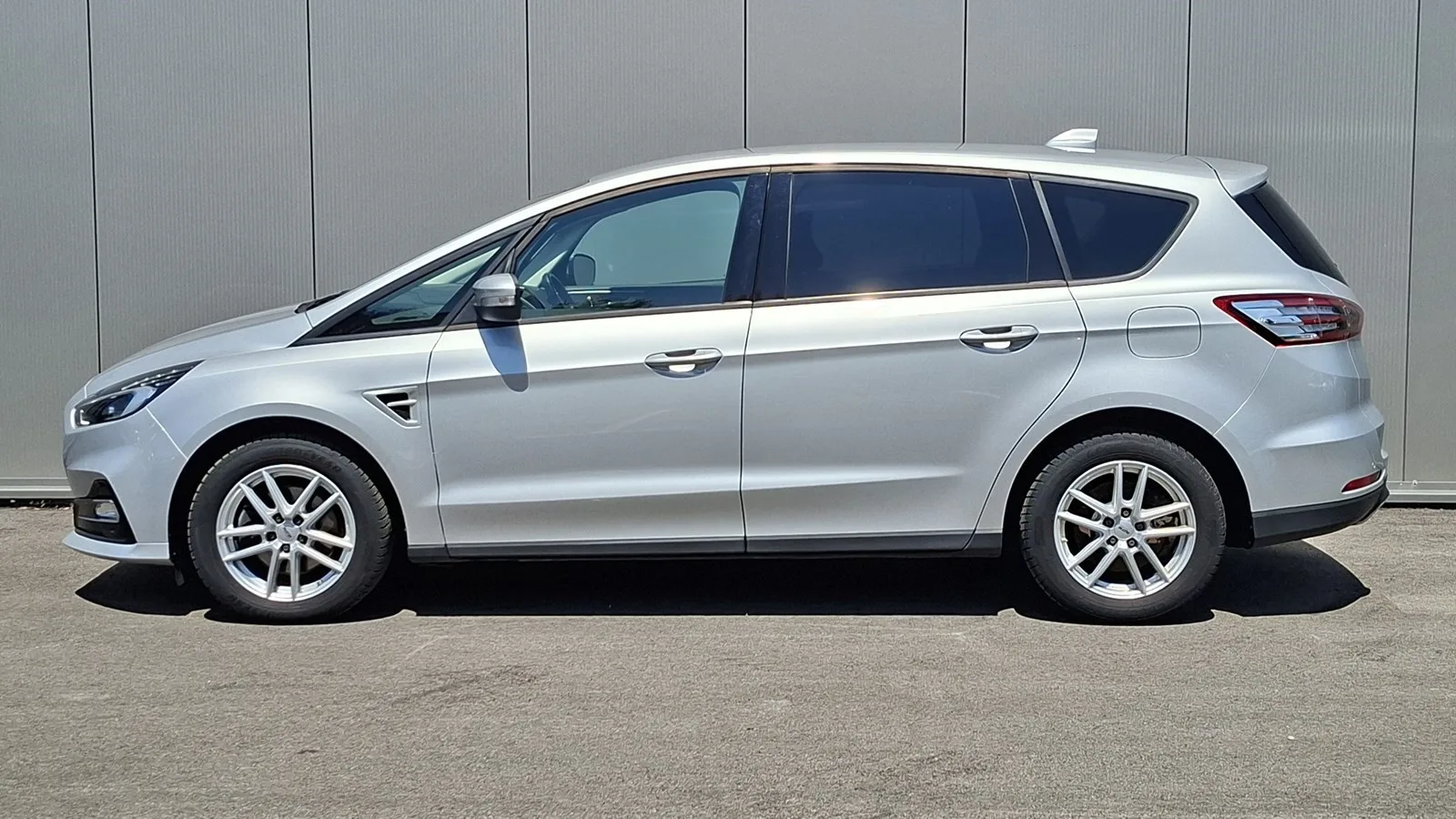 Ford S-max 2022 – fotografija 2