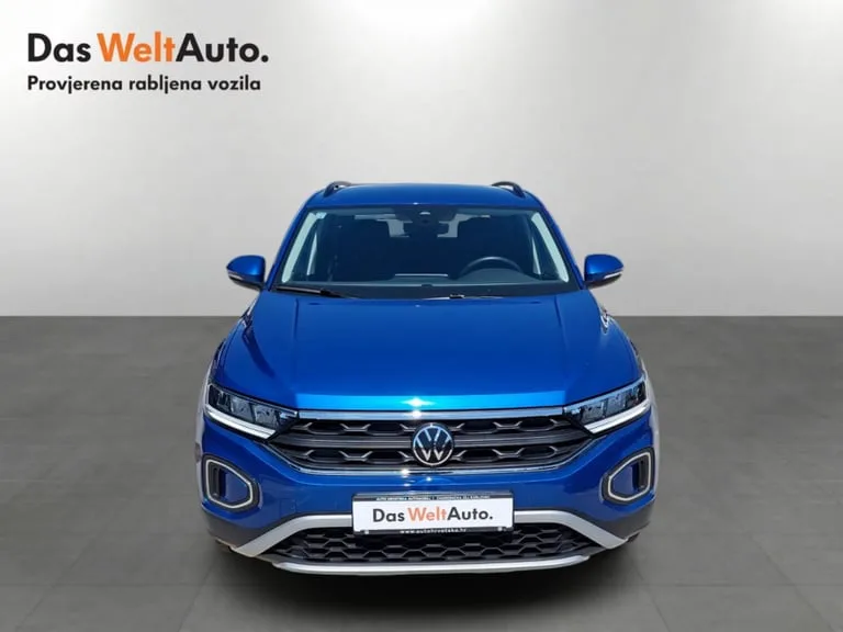 Volkswagen T-Roc 2024: fotografija 2