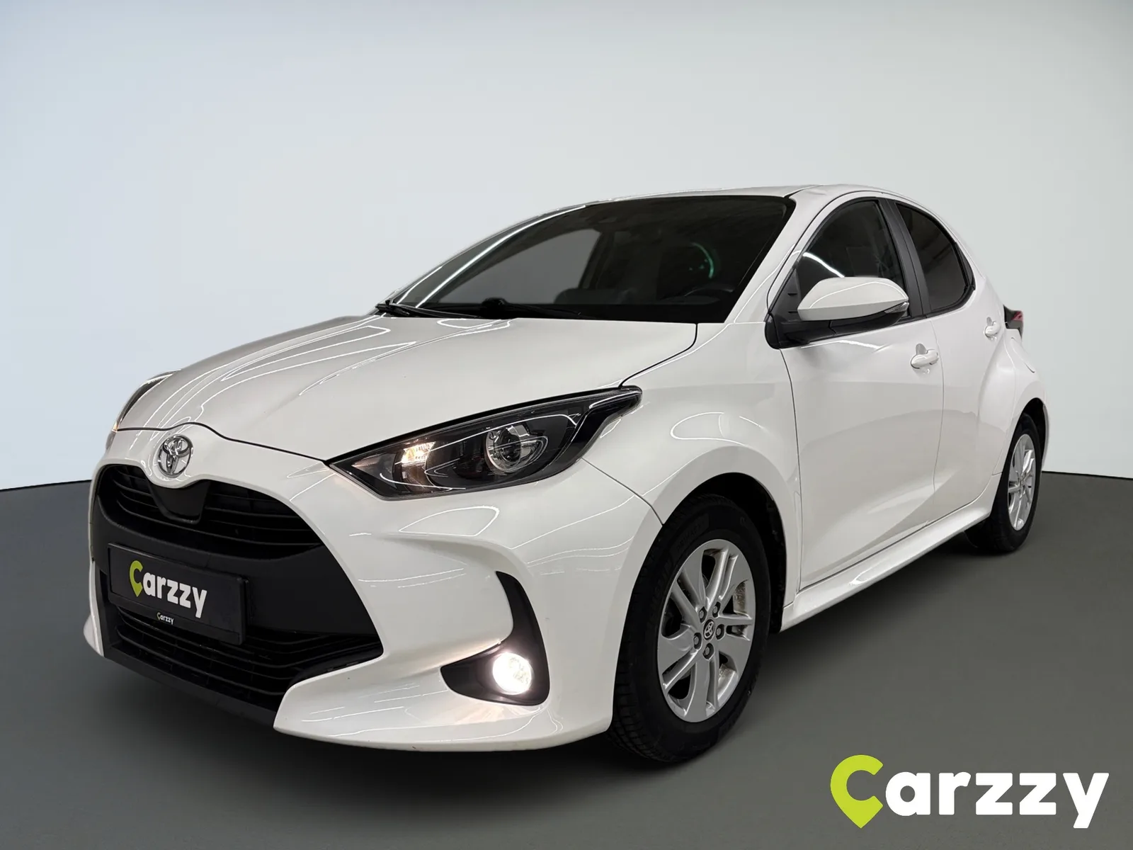 Toyota Yaris 2022 – fotografija 1