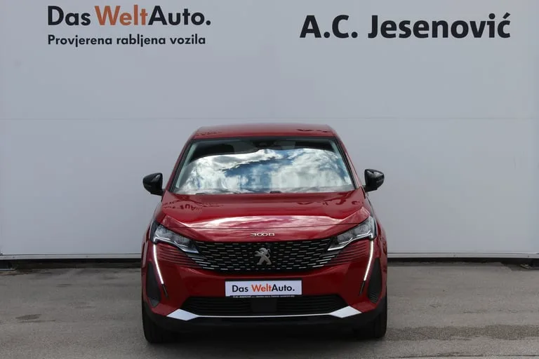 Peugeot 3008 2022: fotografija 2