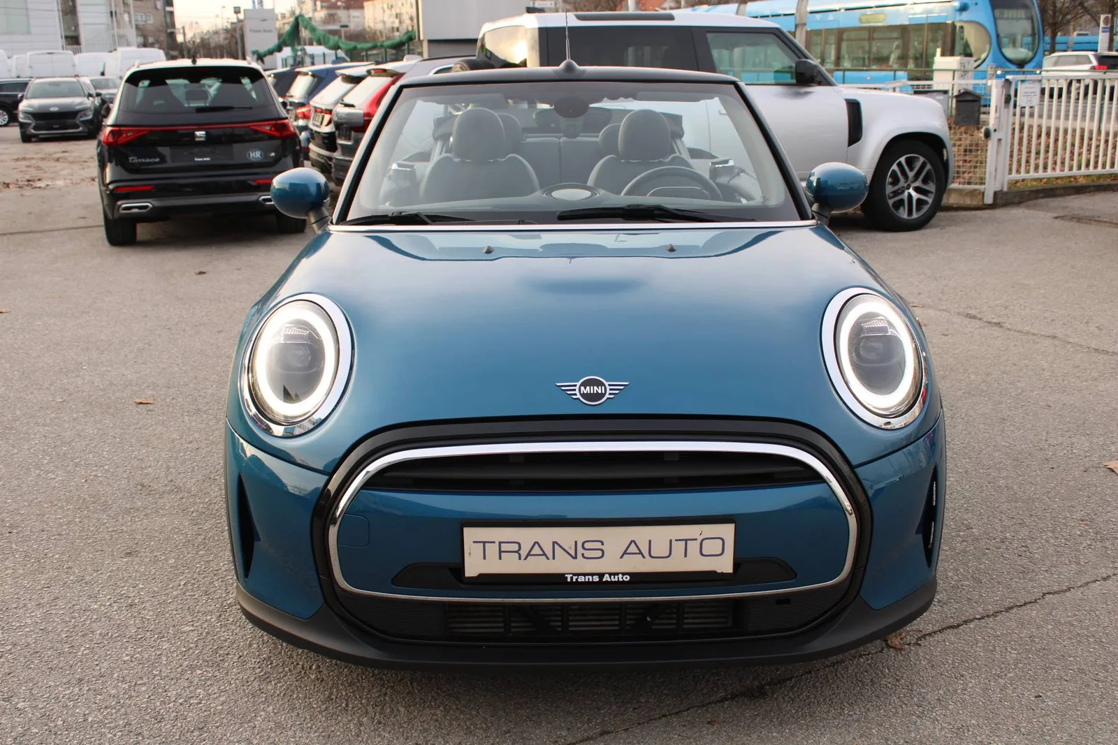 MINI Cabrio 2022: fotografija 2