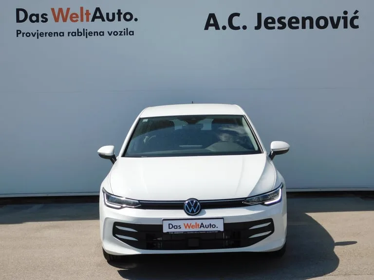 Volkswagen Golf VIII 2025: fotografija 2