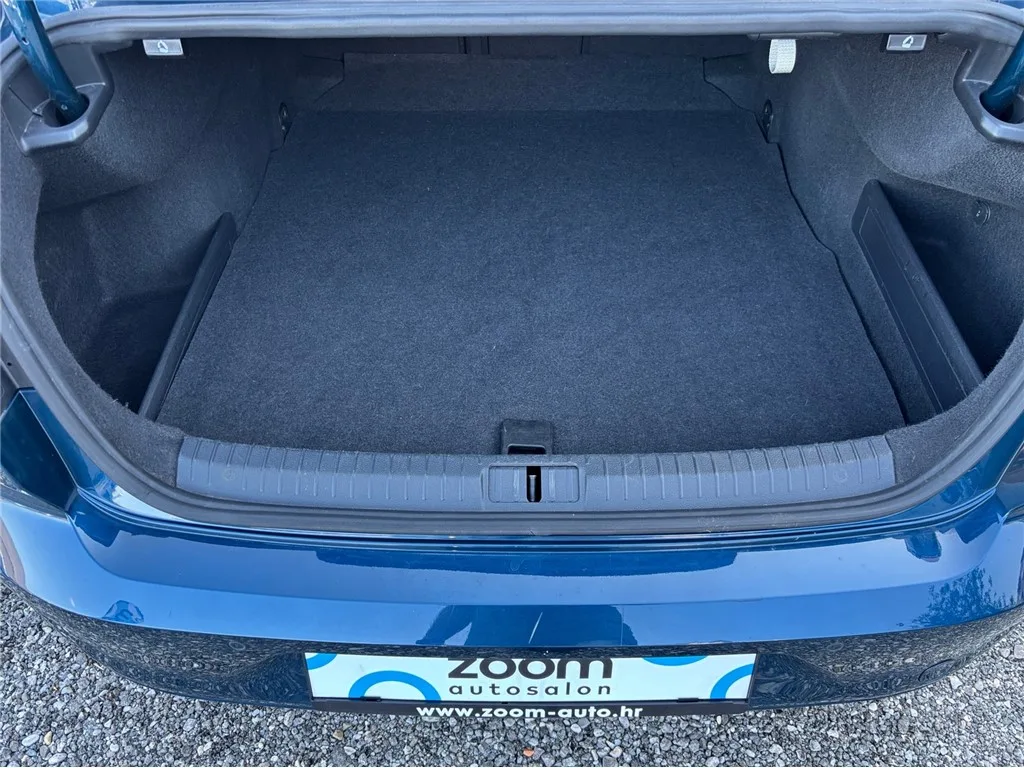 Volkswagen Passat 2021 – fotografija 16