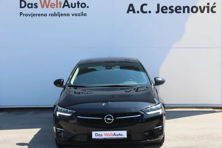 Opel Insignia 2021: fotografija 2