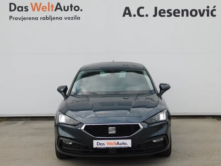 Seat Leon 2025: fotografija 2