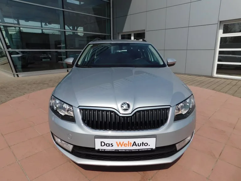 Škoda Octavia Combi 2016: fotografija 2
