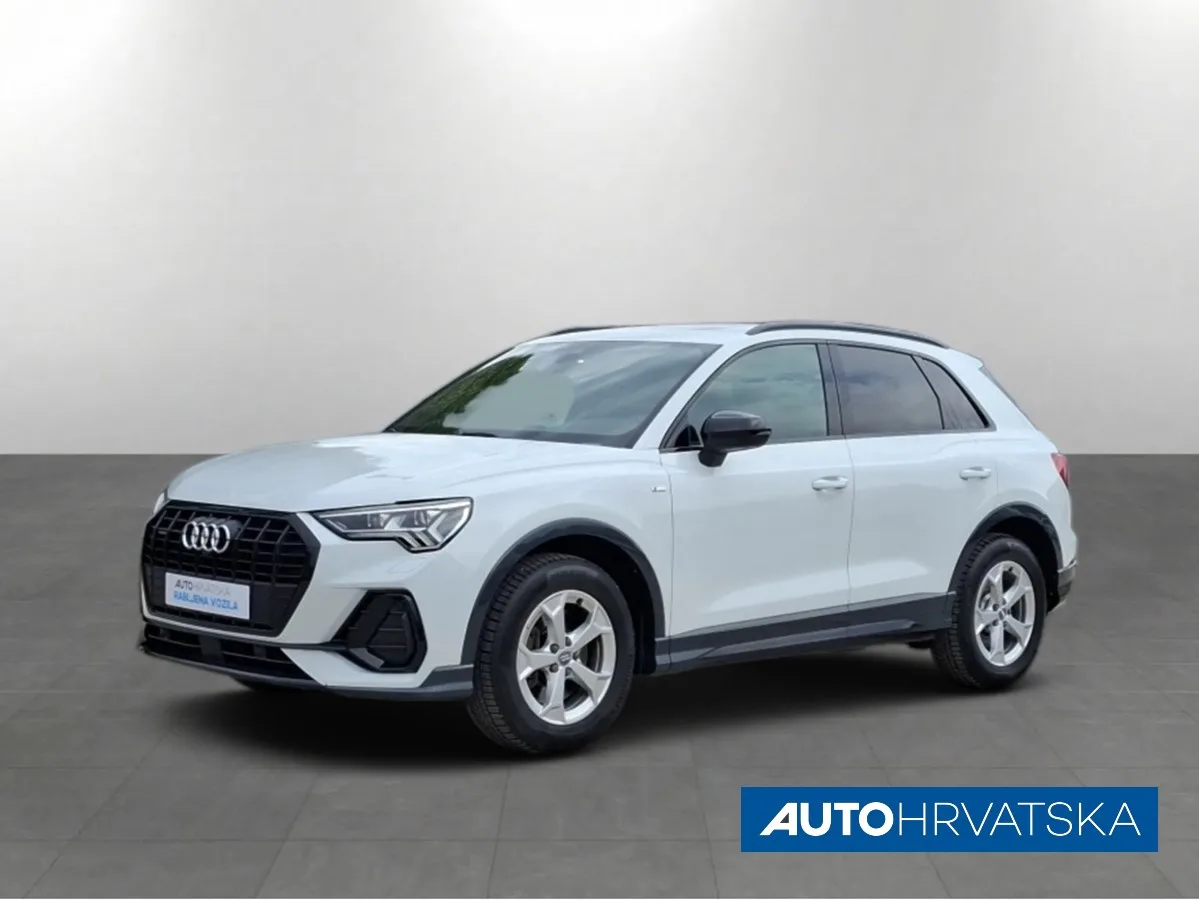 Audi Q3 2020 – fotografija 1