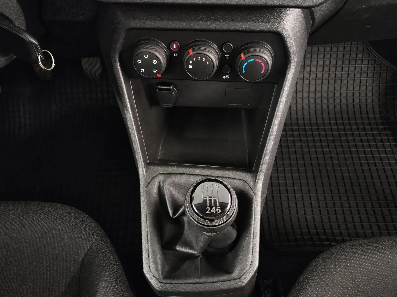 Dacia Jogger 2023 – fotografija 26