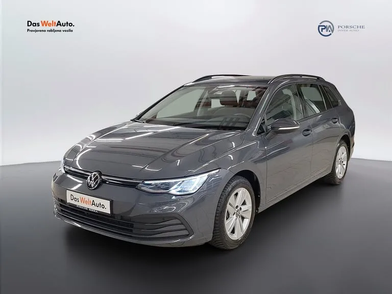 Volkswagen Golf 2023: fotografija 1